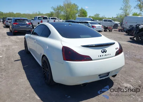 2008 Infiniti G37 Journey z USA, uszkodzony, nr VIN JNKCV64E48M127411